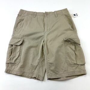Gap NWT khaki mens loose fit cargo cotton shorts 32”